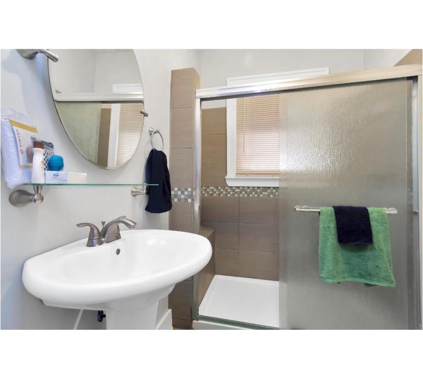 Cozy Downtown Studio By Toyota Center Houston Extérieur photo