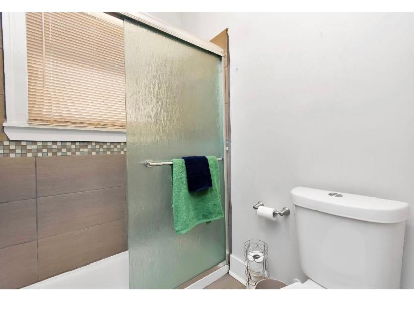 Cozy Downtown Studio By Toyota Center Houston Extérieur photo